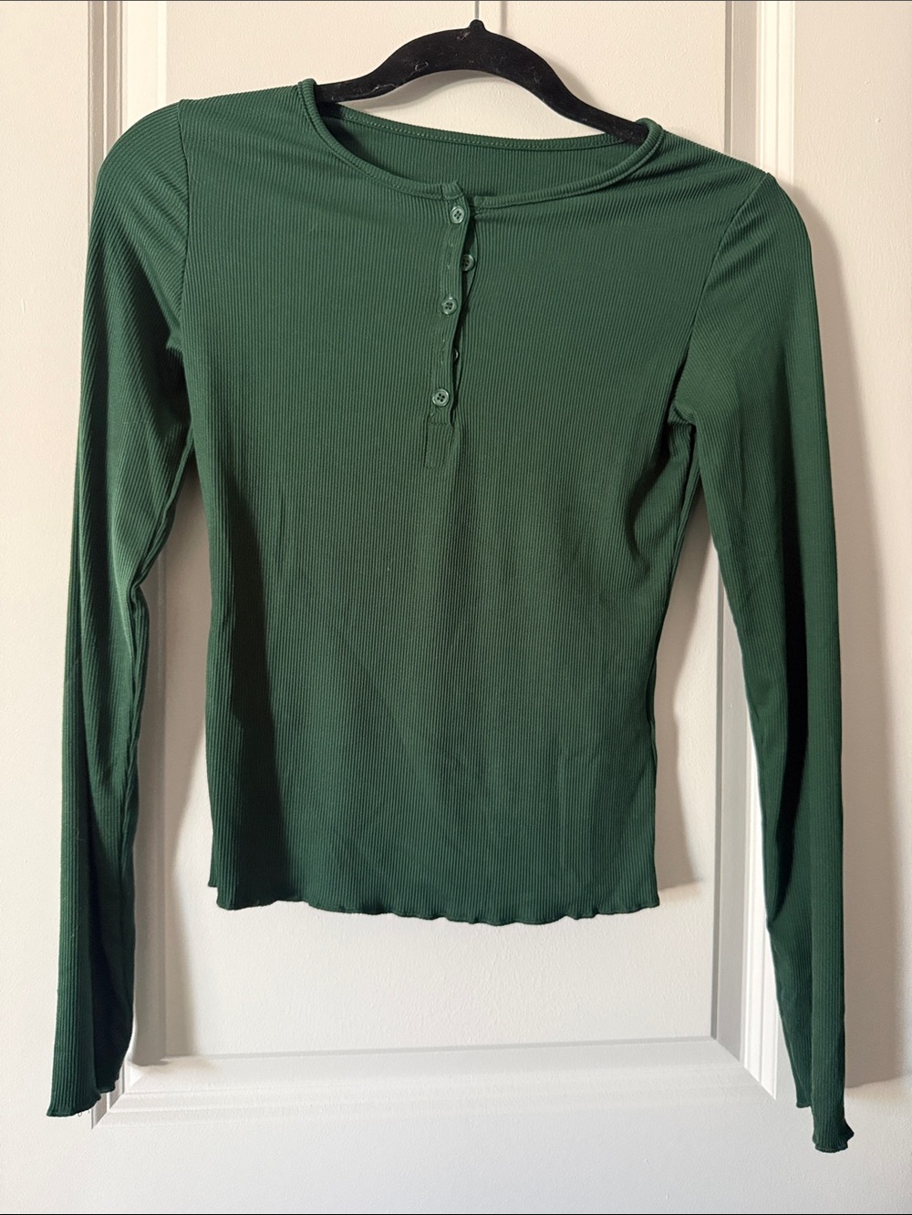 Women’s Long Sleeve Ribbed Henley Top - Forest Green